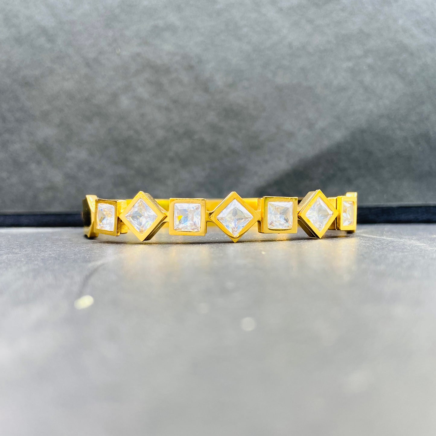 Royal Diamond Cut Bracelet