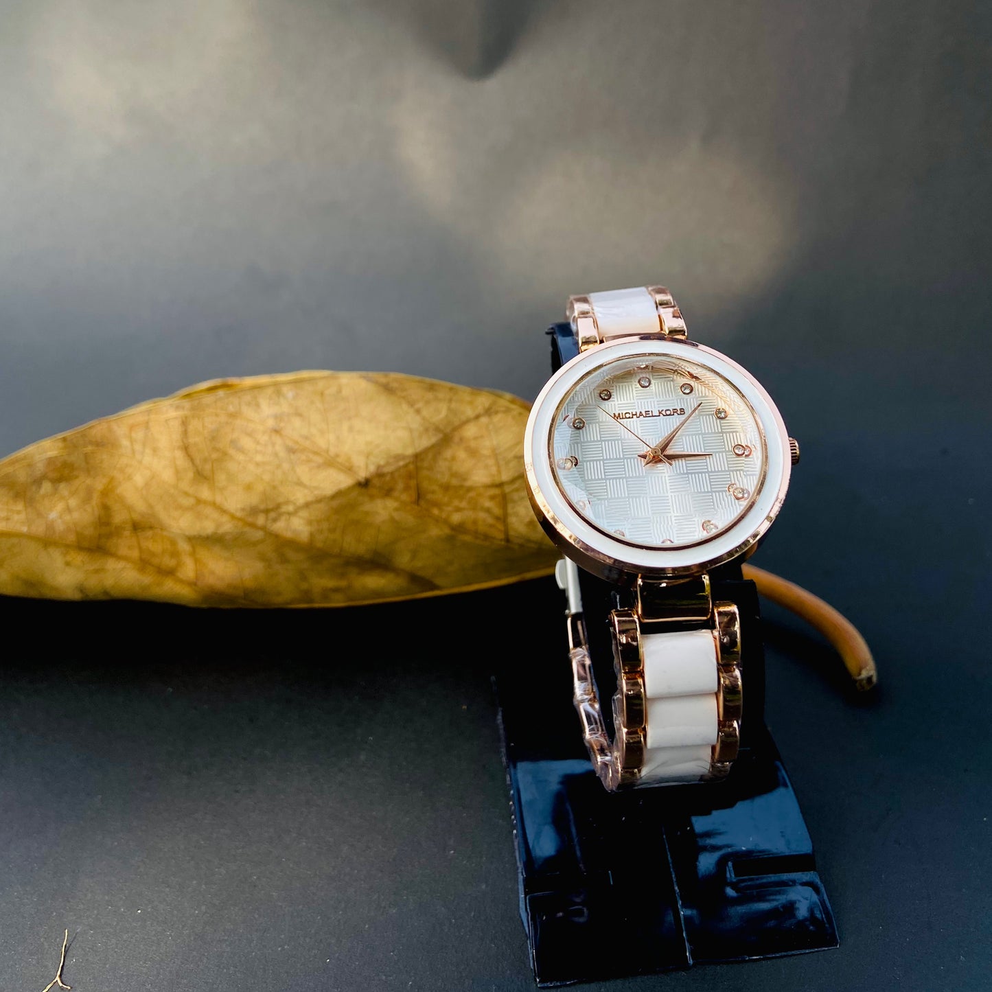 Michael kors Round